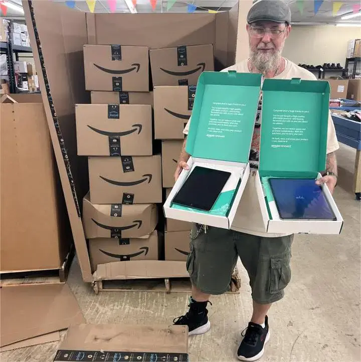 Electronics Amazon Mystery Box — imagen 5